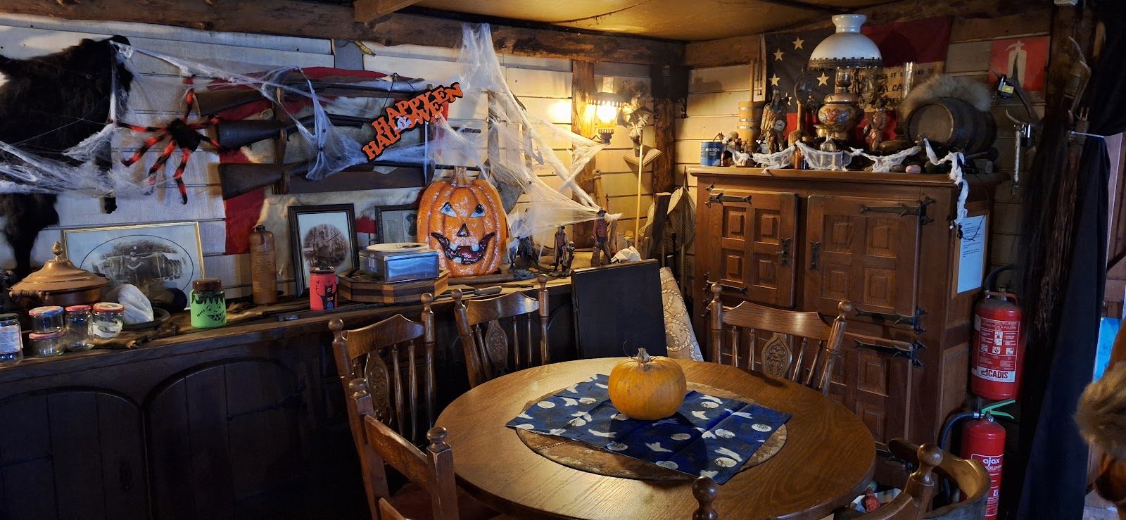 Halloween wandeling 2025 - foto 6